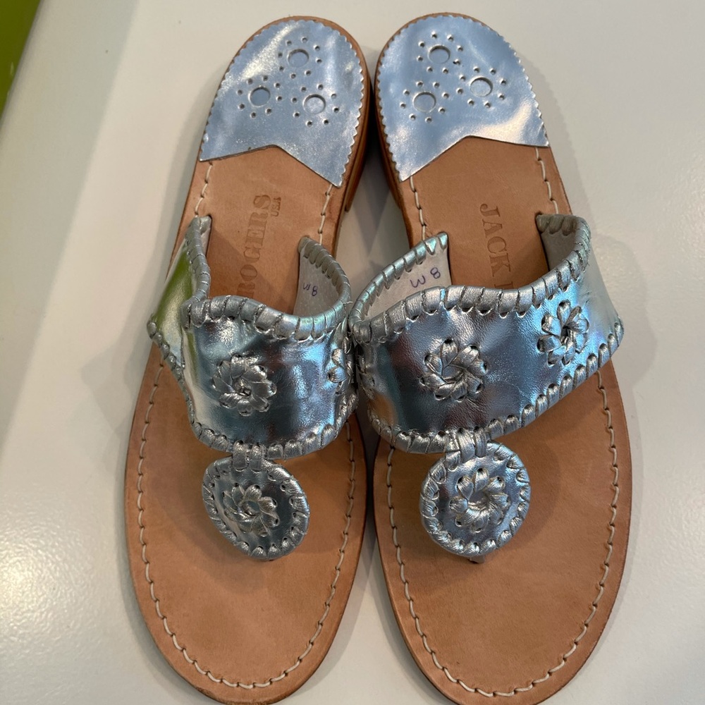 Jack Rogers Navajo Silver metallic flat sandals 8
